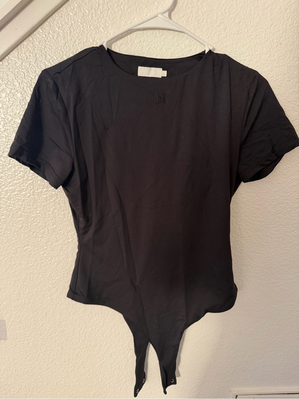 Meshki Black Women's Short-Sleeve Bodysuit - Sleek Essential